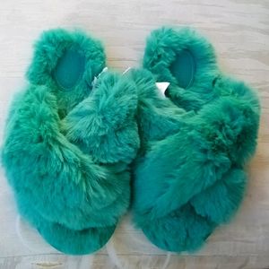 Cat & Jack Fur Slides